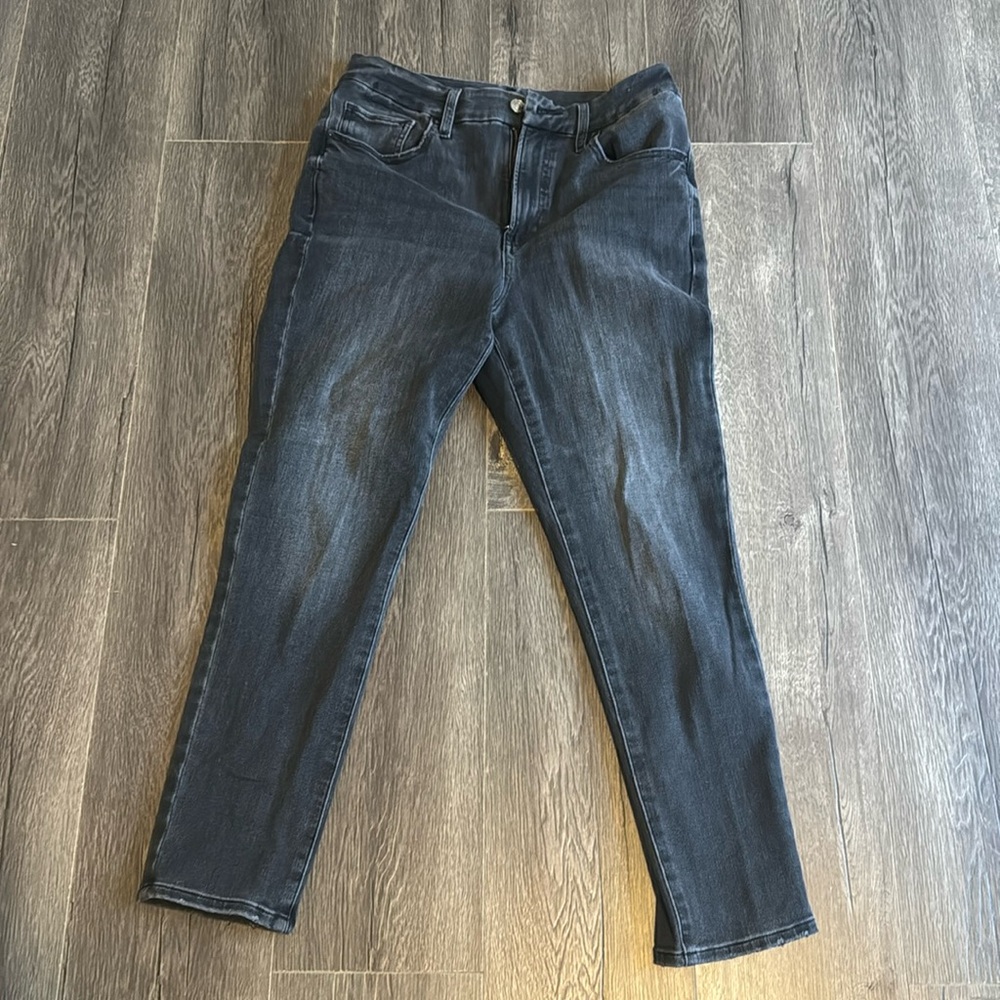 Express skinny high rise ultra hyper stretch size Medium short
